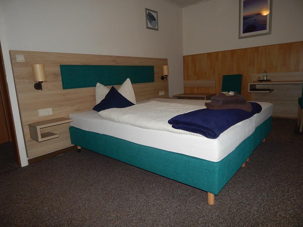 Hotel-Lindenhof Rauschenberg Room photo